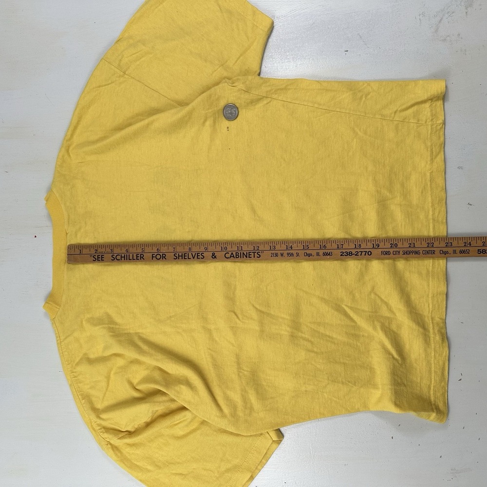 Rare VTG 80s Generra Boxy Crop Fit T Shirt Men Medium Hypercolor Yellow Spellout - Picture 8 of 11